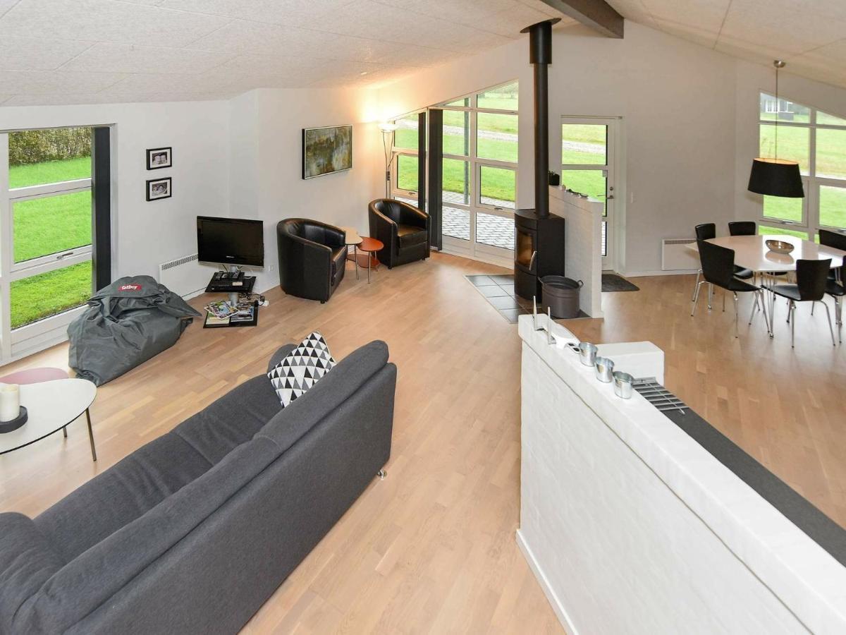 Luxurious Holiday Home In Hovborg With A Scenic View Bagian luar foto