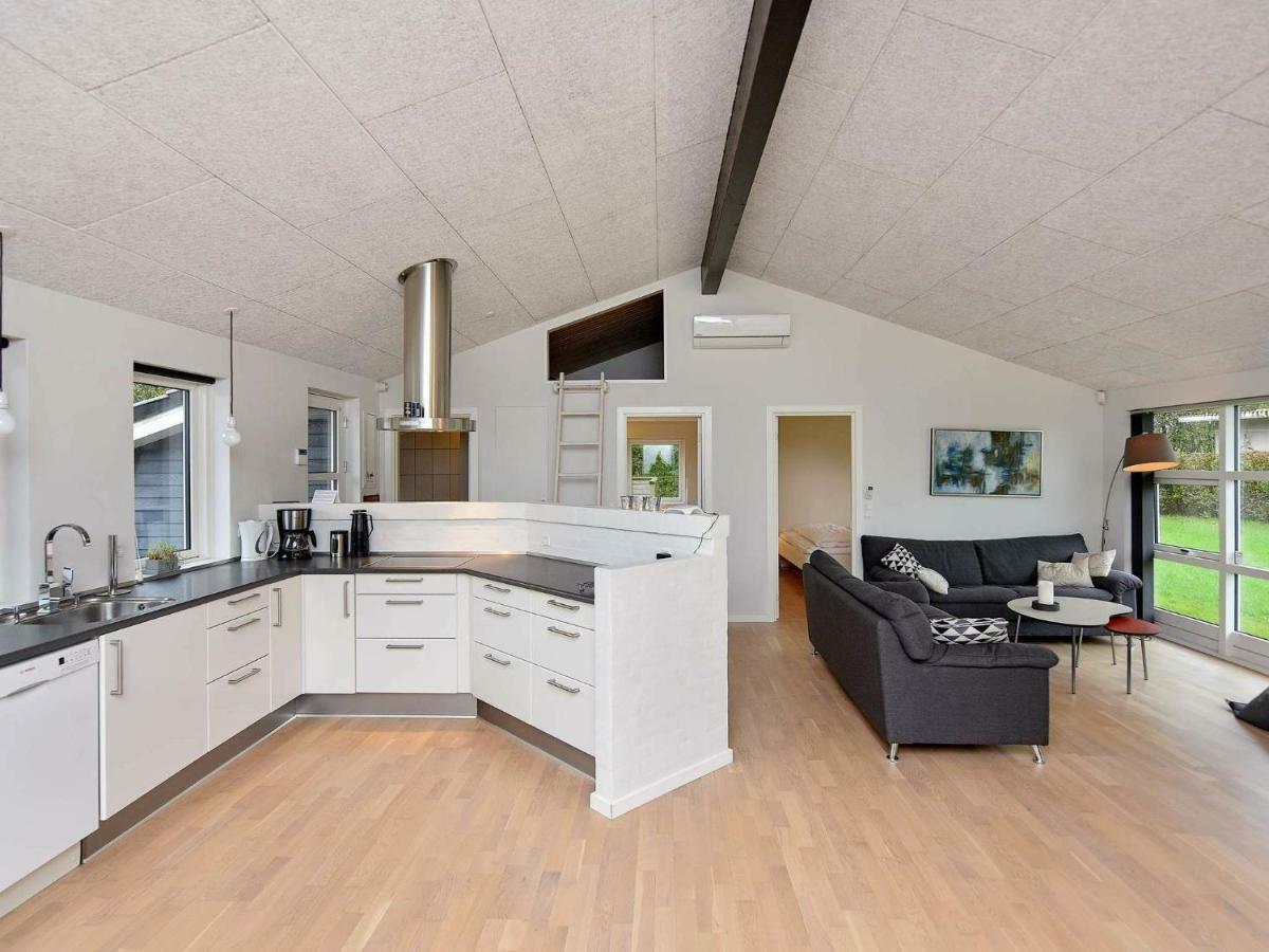 Luxurious Holiday Home In Hovborg With A Scenic View Bagian luar foto